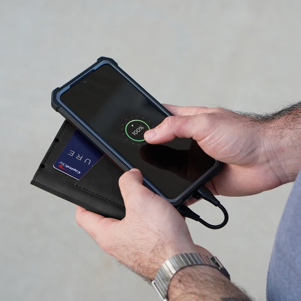 NIB Limitless Light Brown Leather Wallet / Portable Charger + RFID Block Charger - Picture 7 of 9